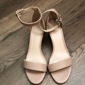 Nude Nine West Pumps